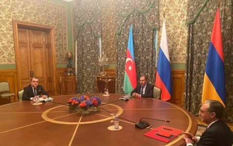 Şefii diplomaţiilor armeană şi azeră, la Moscova, la discuţii despre războiul din Nagorno Karabah