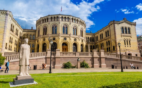 Rusia, acuzată de Oslo că se află în spatele unui atac cibernetic, în vară, vizând Parlamentul norvegian