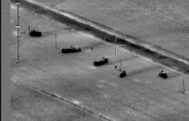 Azerbaidjanul bombardează instalaţii de lansare de rachete în Armenia; Erevanul confirmă atacul aerian şi anunţă că-şi ”rezervă dreptul de a viza orice infrastructură sau echipament militar de pe teritoriul” azer