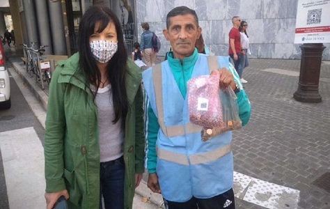 Paris Match: Un român fără adăpost din Nisa, Ion-Nelu Gioroiu, îşi donează economiile sinistraţilor şi provoacă un val de solidaritate pentru a-i schimba viaţa