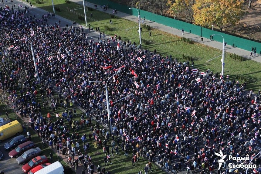 Belarus: Nou protest masiv, în ciuda riscului ca poliţiştii să folosească gloanţe adevărate asupra manifestanţilor - VIDEO