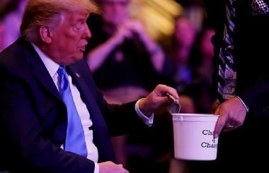 Campania electorală a lui Trump şi Biden în state-cheie se tensionează şi mai mult, prin insulte şi atacuri, înaintea unei săptămâni cruciale în alegerile prezidenţiale