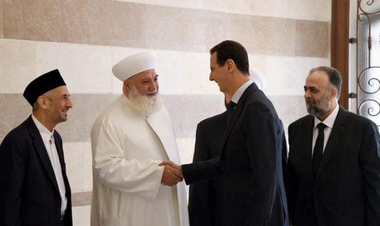 Muftiul Damascului, Adnan al-Afyouni, un apropiat al lui al-Assad, ucis într-un atentat în apropiere de Damasc