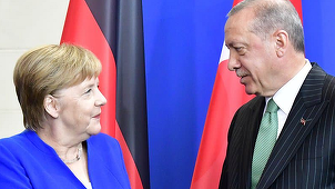 Merkel condamnă declaraţiile ”defăimătoare” ale lui Erdogan cu privire la Macron