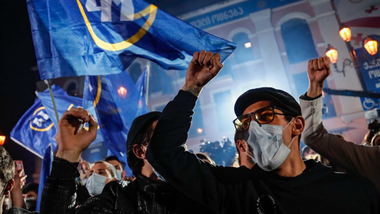 Opoziţia georgiană contestă rezultatul alegerilor şi îndeamnă la mobilizare după ce autorităţile electorale atribuie victoria partidului aflat la putere