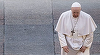 Papa Francisc nu pune în discuţie dogma căsătoriei între un bărbat şi o femeie prin susţinerea sa a ”uniunilor civile” gay şi nu se pronunţă în favoarea căsătoriei între persoane de acelaşi sex, le transmite Vaticanul nunţilor apostolici 
