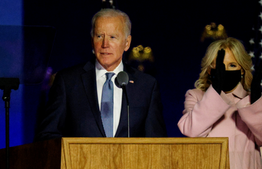 ALEGERI ÎN SUA Biden este pe cale să obţină o victorie în alegerile prezidenţiale din America, anunţă echipa sa de campanie; echipa de campanie a lui Trump sugerează că alegerile au fost fraudate