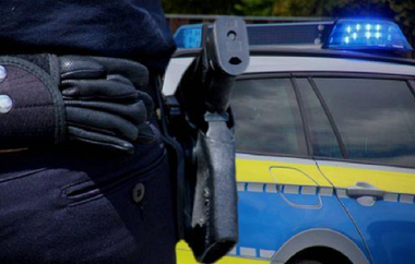 Doisprezece neonazişti germani, suspectaţi de planificarea unor atentate vizând lideri politici, refugiaţi şi musulmani, inculpaţi; data unui proces urmează să fie stabilită de un tribunal din Stuttgart 