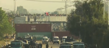 O grupare islamistă din Pakistan a anulat protestele faţă de caricaturile cu profetul Mahomed. Guvernul a aprobat boicotarea produselor franceze