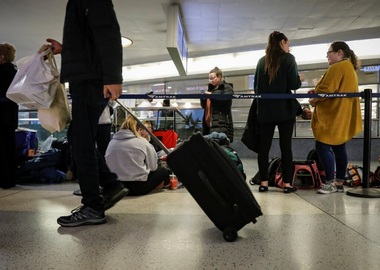 SUA au depăşit pragul de 12 milioane de contaminări cu SARS-CoV-2. Restricţii de mobilitate, impuse în California

