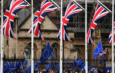 Londra şi Bruxellesul îşi reiau online negocierile, cu obiectivul de a-şi depăşi ”divergenţele fundamentale” şi a ajunge la un acord post-Brexit