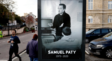 Alţi patru elevi inculpaţi în legătură cu decapitarea lui Samuel Paty, inclusiv fiica lui Brahim Chnina, bărbatul de la originea campaniei pe reţele de socializare împotriva profesorului