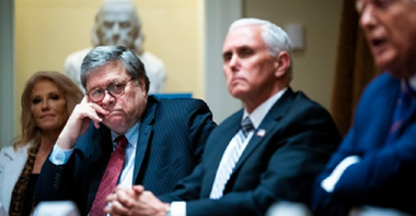Trump refuză să spună dacă mai are încredere în Bill Barr, după ce secretarul Justiţiei l-a contrazis şi a anunţat că Guvernul nu a constatat fraude în alegerile prezidenţiale