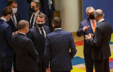 Uniunea Europeană impune sancţiuni individuale, ci nu economice, Turciei vizând acţiuni ”ilegale şi agresive” în estul Mediteranei; Ankara respinge o decizie ”părtinitoare şi ilegitimă”