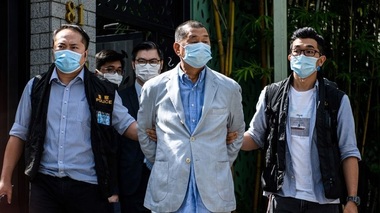 Un magnat media din Hong Kong, Jimmy Lai, inculpat în baza noii legi pentru securitate naţională