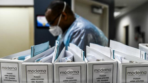 Vaccinul împotriva covid-19 al Moderna ”nu prezintă probleme de siguranţă”, estimează Agenţia americană a medicamentului, care se reuneşte joi pentru a lua o decizie cu privire la autorizarea acestuia