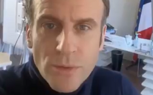 Emmanuel Macron anunţă pe reţele de socializare că se simte ”bine” şi îi îndeamnă pe francezi să fie atenţi, să nu se îmbolnăvească de covid-19