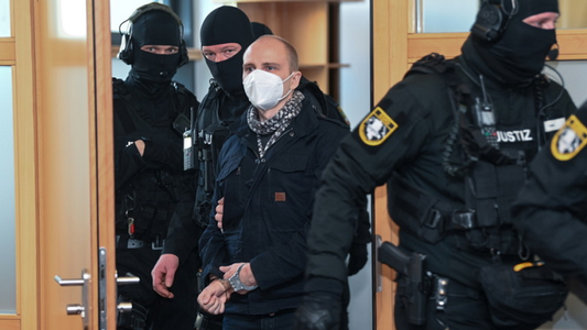 Autorul atacului de la sinagoga din Halle, extremistul de dreapta Stephan Balliet, condamnat la închisoare pe viaţă