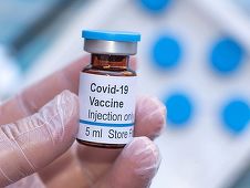 Germania, Slovacia şi Ungaria au început vaccinarea împotriva Covid-19. Duminică se dă startul vaccinării pe tot teritoriul UE. Cine vor fi primii vaccinaţi în fiecare ţară