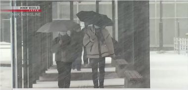 Japonia, în faţa unei duble crize - Record de noi cazuri de Covid-19 în Tokyo. Zeci de zboruri anulate în ţară din cauza unei puternice furtuni de zăpadă