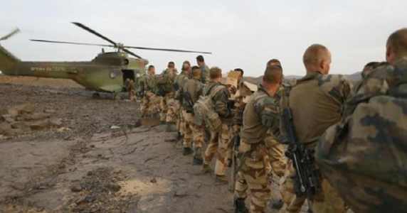 Doi militari francezi, ucişi în Mali, după ce organizaţia Al Qaeda a revendicat atacul de luni