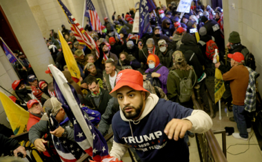 Donald Trump şi-a schimbat părerea despre susţinătorii săi: Cei angajaţi în acte de violenţă şi distrugere nu reprezintă ţara noastră


