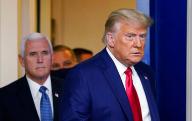 Trump şi Pence se întâlnesc pentru prima oară de la asaltul sângeros de la Capitoliu, în Biroul Oval, şi fac front comun împotriva democraţilor