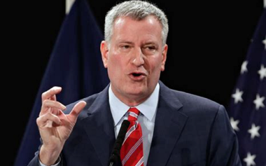 New Yorkul rupe contractele cu Trump Organization, în urma violenţelor de la Capitoliu, anunţă primarul Bill de Blasio