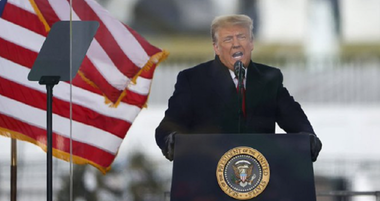 Donald Trump, într-un comunicat de presă: Fac apel la toţi americanii să ajute la diminuarea tensiunilor şi la calmarea spiritelor
