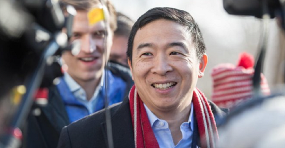 Antreprenorul de origine taiwaneză Andrew Yang îşi anunţă candidatura în alegerile la Primăria New Yorkului
