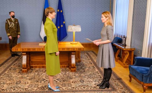 O fostă eurodeputată, Kaja Kallas, prima femeie desemnată să formeze un guvern în Estonia, în urma demisiei lui Juri Ratas
