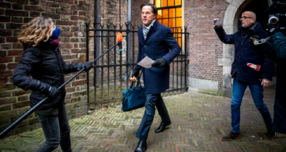 Mark Rutte şi Guvernul olandez demisionează în urma unui scandal administrativ al alocaţiilor familiale