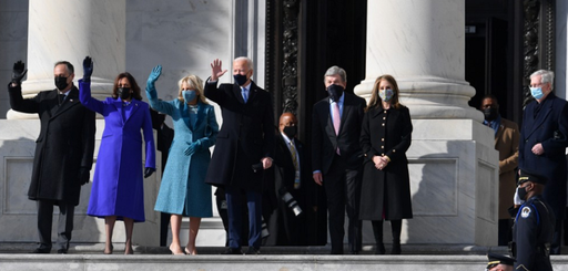 UPDATE - Ceremonie de depunere a jurământului la Capitoliu - Vicepreşedintele SUA Kamala Harris depune jurământul 