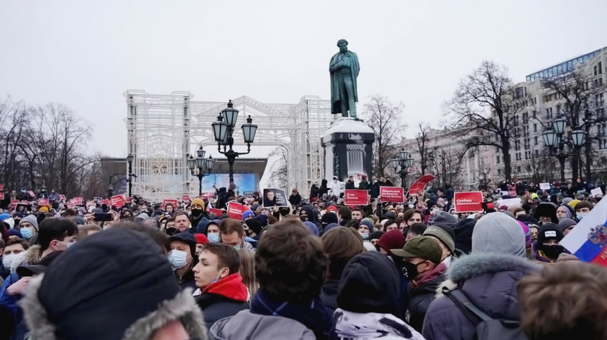 Peste 800 de persoane arestate în Rusia pentru participare la manifestaţii de susţinere pentru Navalnîi. Manifestaţii şi la -50 de grade - VIDEO - 