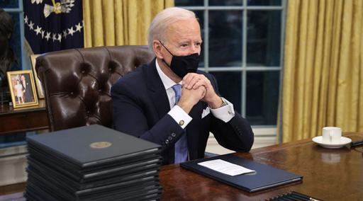 Primele zece zile ale preşedinţiei Biden, un început clasic, un lucru extraordinar în comparaţie cu mandatul lui Trump