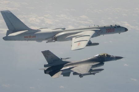 Avioane de luptă chineze şi un avion de recunoaştere american au intrat duminică în spaţiul aerian al Taiwanului