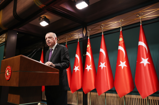 Erdogan anunţă că vrea o nouă Constituţie şi provoacă o surpriză, cu doi ani înaintea unor alegeri complicate