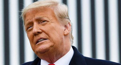 Trump, acuzat de o ”trădare” fără precedent de către procurorii democraţi în procesul destituirii