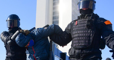 Peste 10.000 de oameni arestaţi la manifestaţiile în susţinerea lui Navalnîi, de la 23 ianuarie, anunţă OVD-Info şi denunţă tratamente degradante la care sunt supuşi arestaţii, ţinuţi ore în şir în furgoane de poliţie, fără hrană şi fără să se poată duce la toaletă