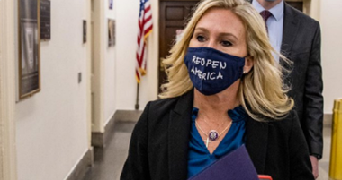 Camera Reprezentanţilor se pronunţă prin vot în plen asupra îndepărtării unei trumpiste radicale, Marjorie Taylor Greene, adepta unor teze complotiste ale mişcării de extremă dreapta QAnon, din mai multe comisii