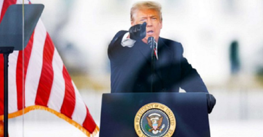 Trump, judecat într-un proces istoric privind atacul de la Capitoliu, violenţe prin care a vrut să rămână la putere