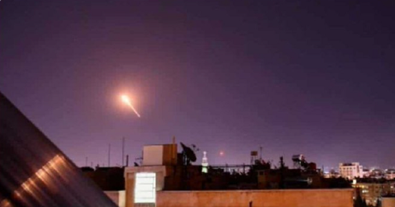 Armata siriană acuză Israelul de bombardarea Damascului, armata israeliană anunţă exerciţii militare până miercuri