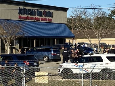 Schimb de focuri la un magazin de arme din Louisiana. Trei oameni au murit