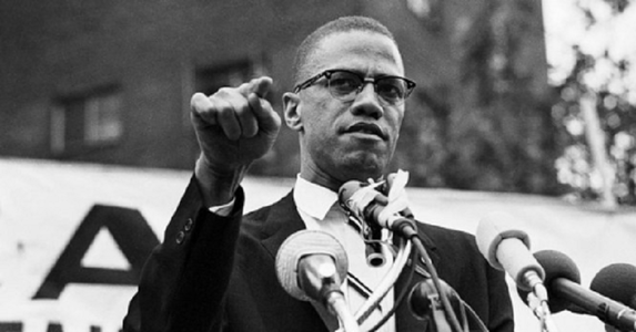 Familia lui Malcolm X cere redeschiderea anchetei cu privire la asasinarea activistului afroamerican, în urma dezvălurii unei scrisori a unui fost poliţist care acuză de complicitate la asasinat Poliţia din New York şi FBI