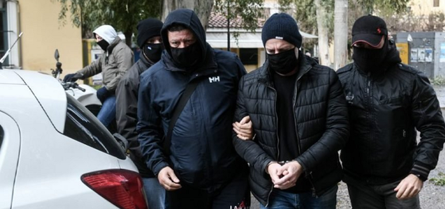 Premierul grec Kyriakos Mitsotakis, acuzat de ”camuflarea” unui caz în care fostul director al Teatrului Naţional grec Dimitris Lignadis este acuzat de violarea unor minori, inclusiv copii migranţi