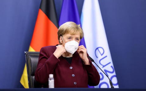 Merkel: Paşapoartele digitale pentru vaccinare ar putea fi disponibile până în vară