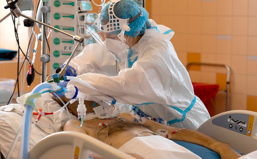 Cehia, care înregistrează cea mai mare rată de contaminare cu covid-19 din lume, intră de luni în carantină parţială trei săptămâni, în urma unei creşteri puternice a infectărilor cu noul coronavirus; poliţia urmează să efectueze controale aleatorii