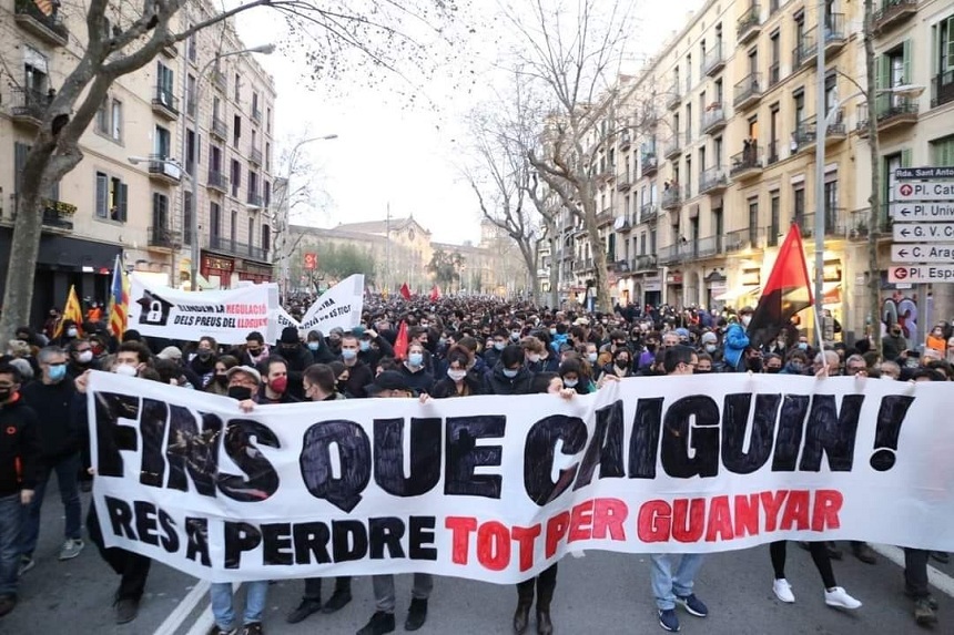 Spania - Noi confruntări violente la Barcelona între manifestanţii susţinători ai rapperului arestat Pablo Hasel şi poliţie - VIDEO