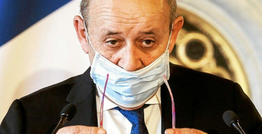Şeful diplomaţiei franceze Jean-Yves Le Drian, caz de contact familial covid-19, intră în carantină şapte zile