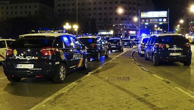 Poliţia spaniolă a anihilat o grupare de traficanţi de droguri. Forţele de ordine au confiscat 600 kg de cocaină, maşini de lux şi un arsenal de arme - VIDEO - 